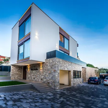 Villa Emotha